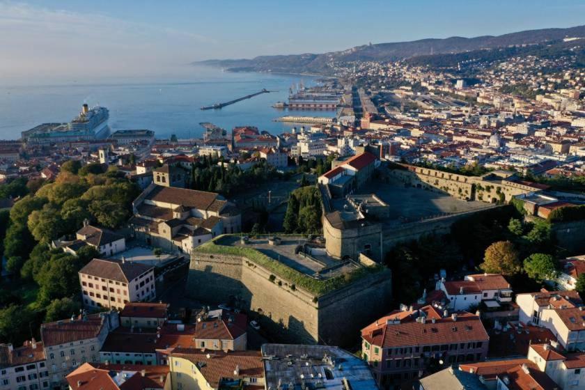 M'S Residences Maiolica Trieste Extérieur photo
